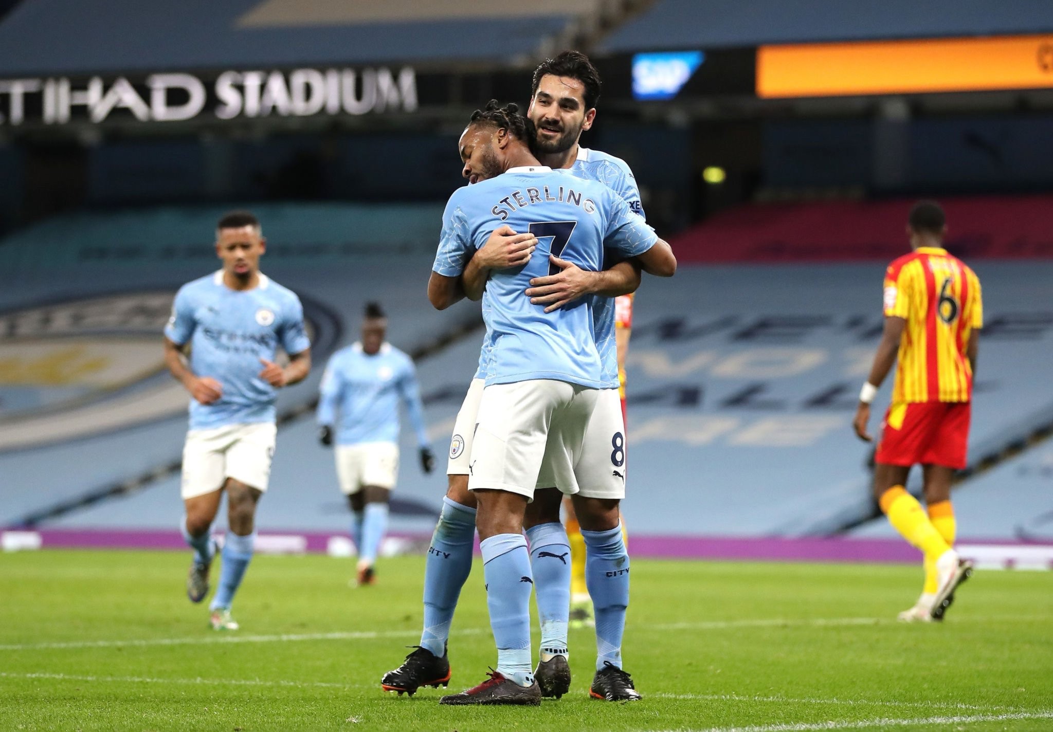 她过去的辉 她过去的辉