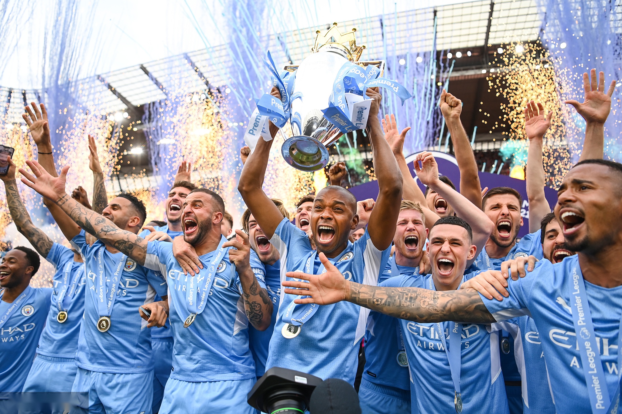 光辉的未来 光辉的未来